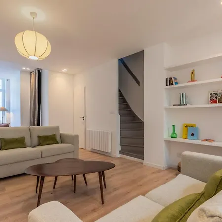 Maison 3 Et 2 Salle De Bain Avec Jardin Vakantiehuis