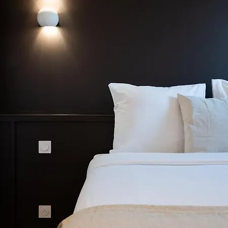 Vakantiehuis Maison 3 Et 2 Salle De Bain Avec Jardin Tourcoing